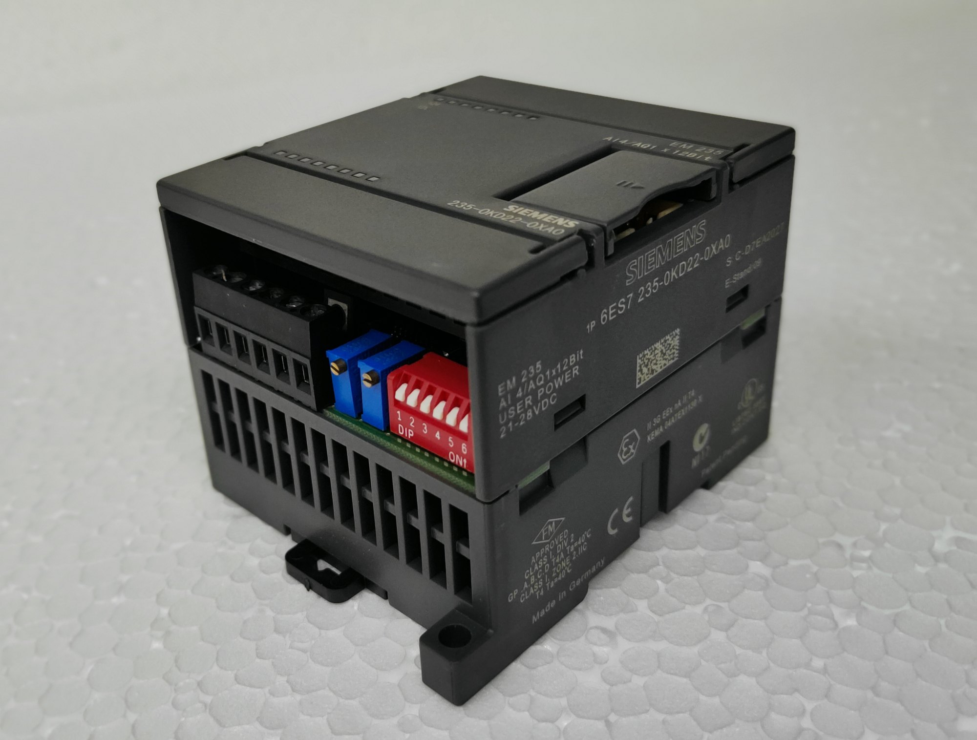  SIEMENS PLC MODULE 6ES7 235-OKD22-OAXO - Vue 5