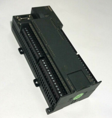 Siemens 6ES7 216-2AF22-0XB0 CPU 226XM, 24 DI/16 DO, 26KB Memory, S7-200 Series - Vue 3